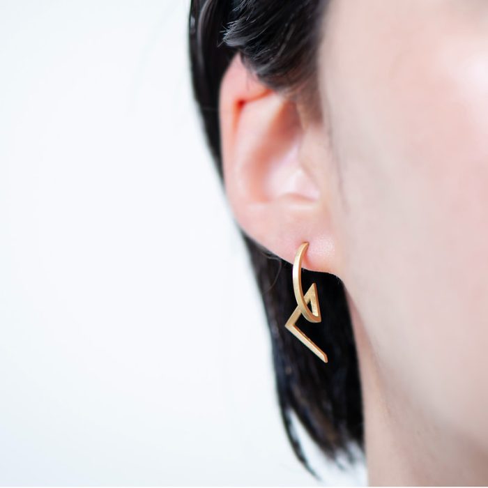 Signum Abstract Single-sided Earring (D)