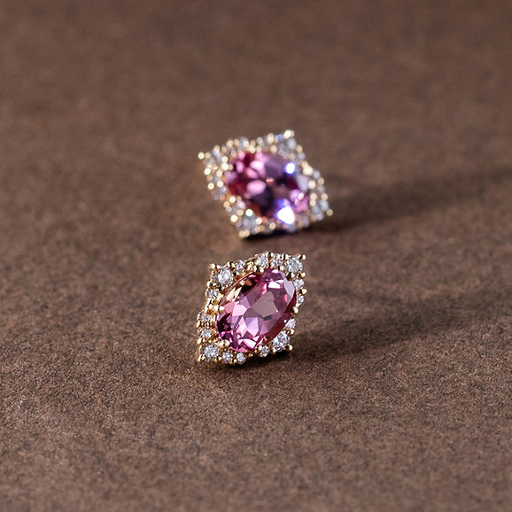 Victoria Malaya Garnet Earring