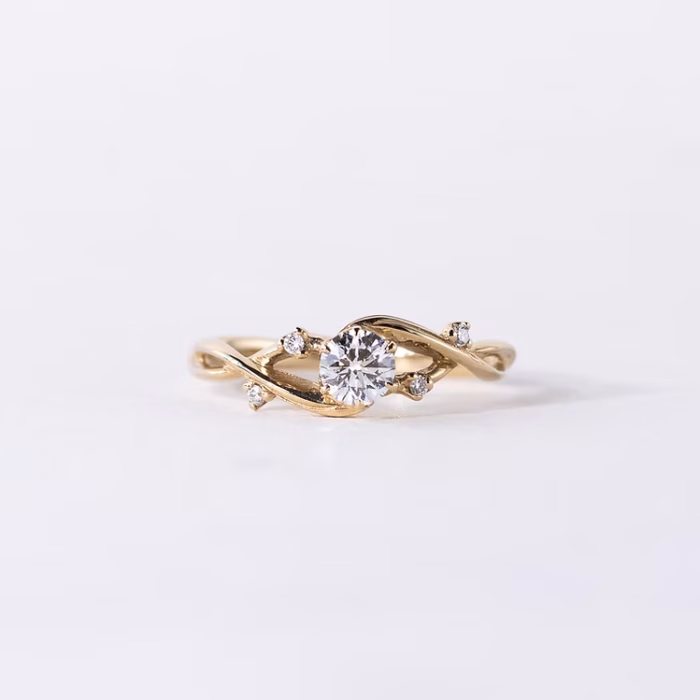 Artisan Leafré Diamond Ring