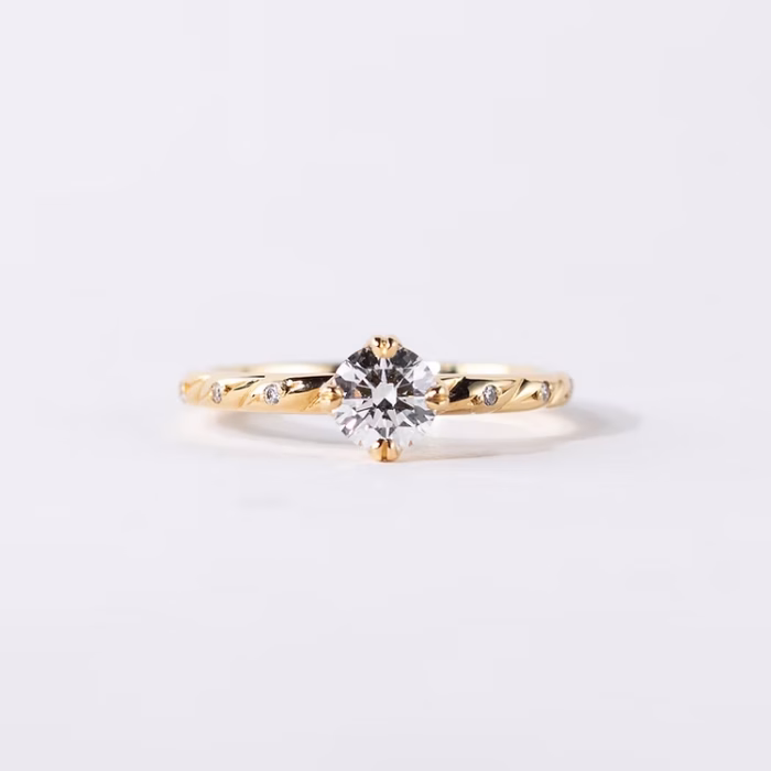 Artisan Ami Diamond Ring