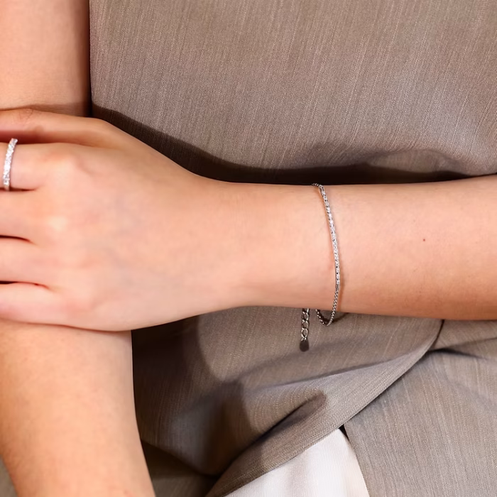 Line Diamond Bracelet