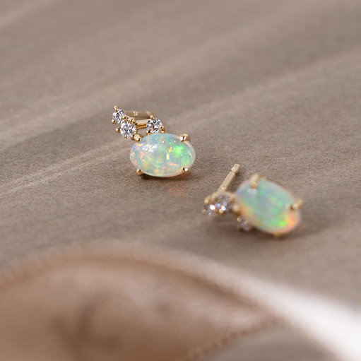Comète Opal Earring