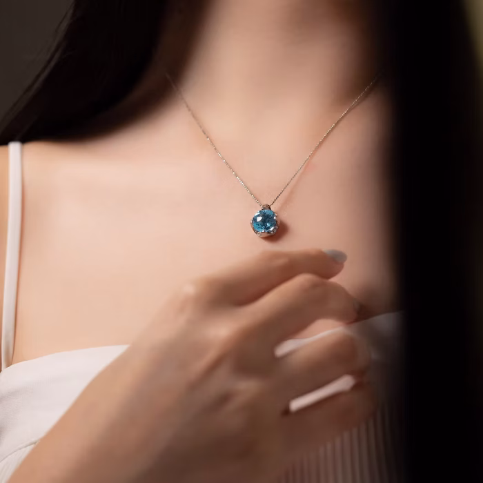 Classic Camellia Necklace