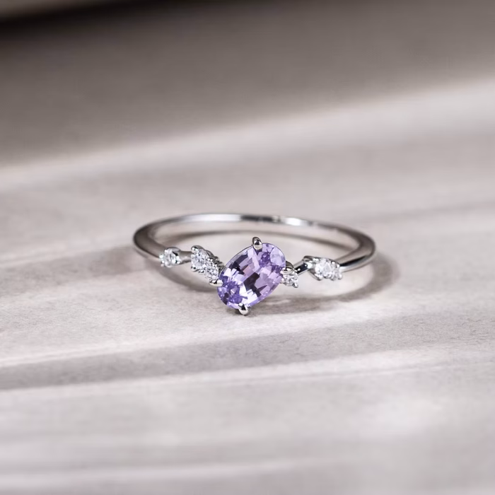 Comète Purple Sapphire Ring