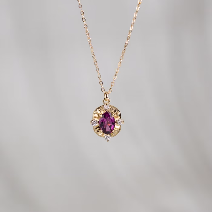 Tempo Necklace with Rhodolite Garnet