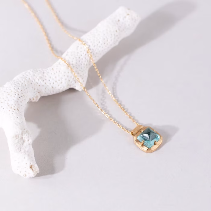 Tinge Necklace with Sugarloaf Cut Tourmaline